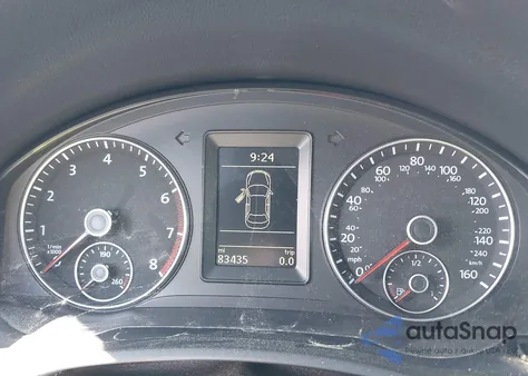 2013 Volkswagen Eos Lux z USA, uszkodzony, nr VIN WVWFW8AH0DV009334